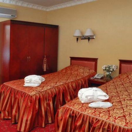 Royal Hotels And Spa Resorts Promenad Truskavets Buitenkant foto