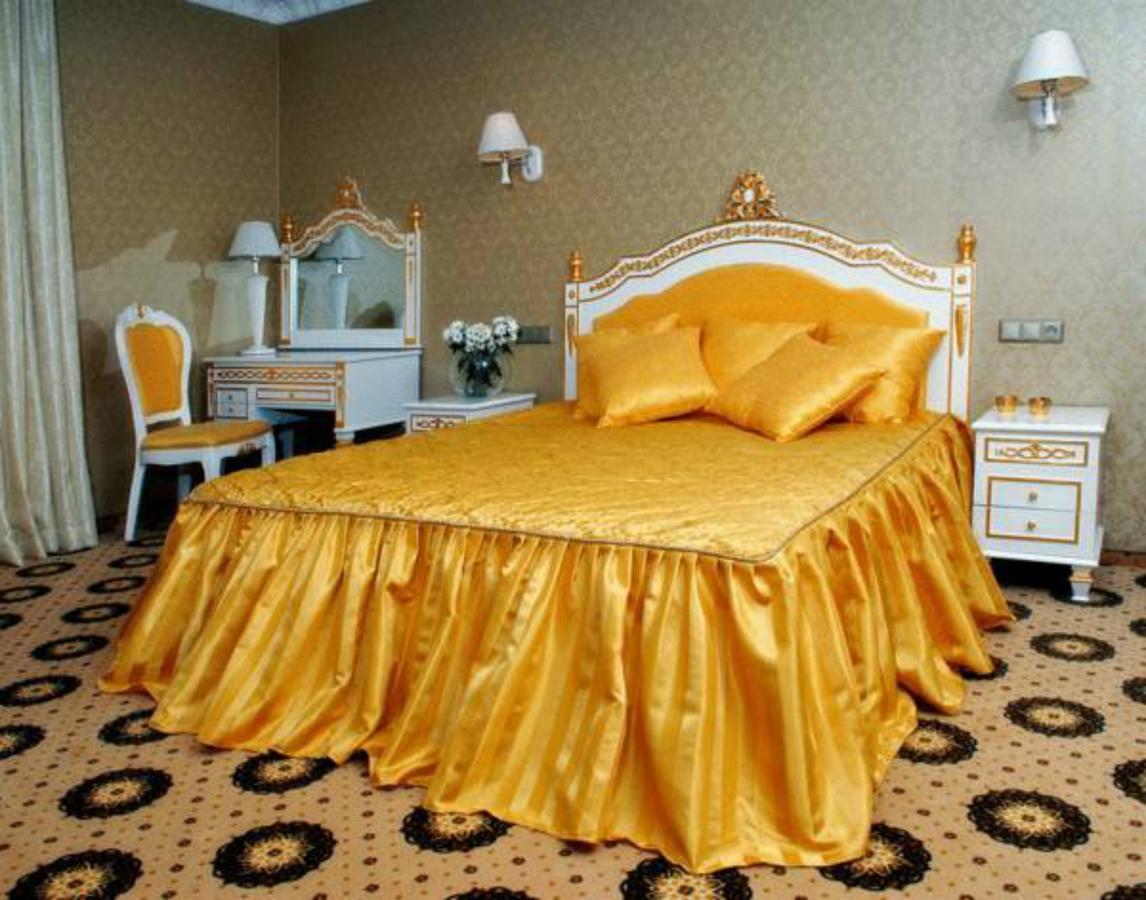 Royal Hotels And Spa Resorts Promenad Truskavets Buitenkant foto